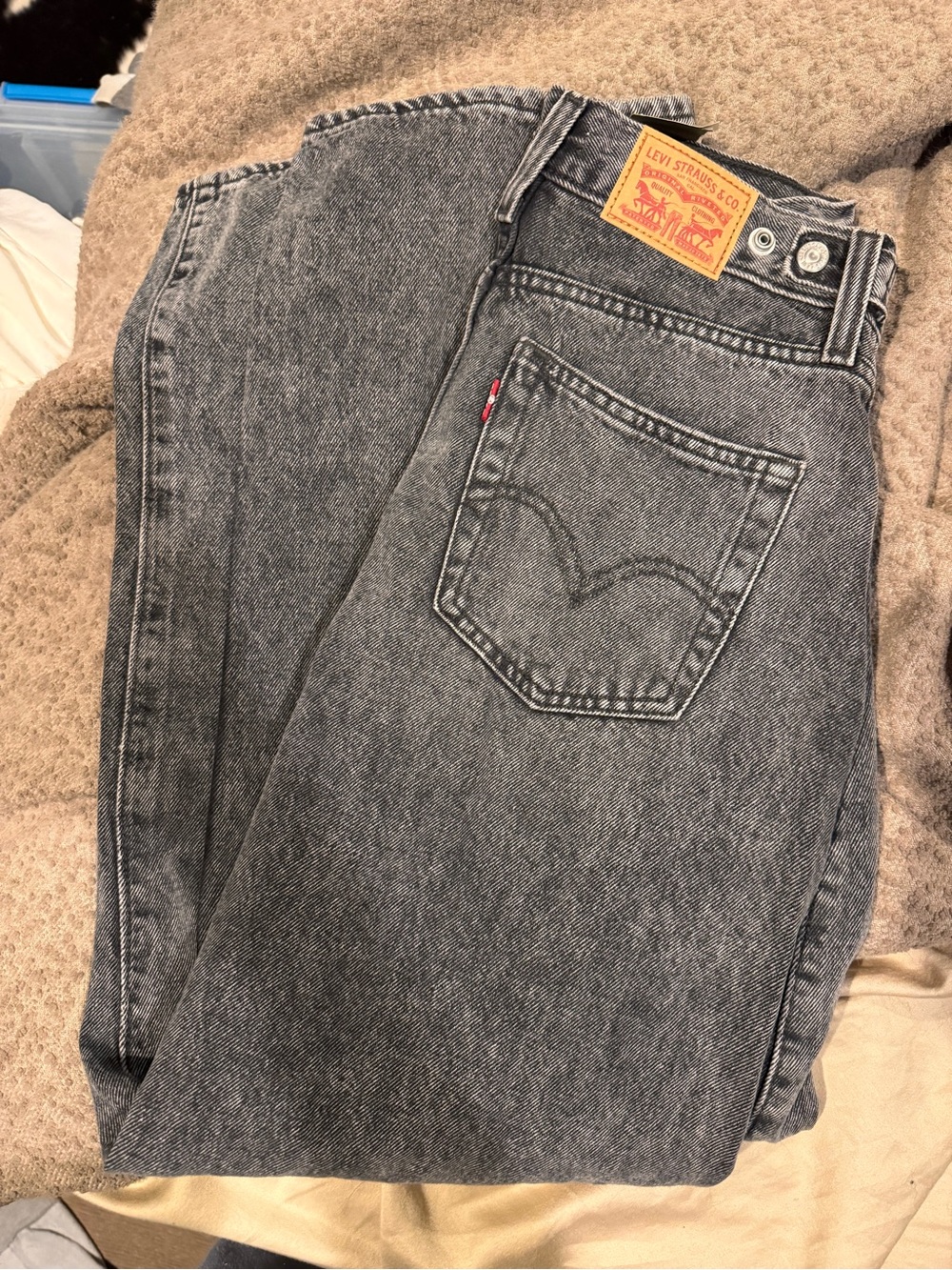Levi's Men's Washed Black Relaxed Jeans